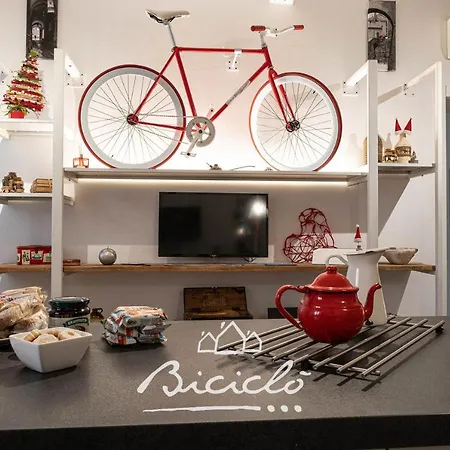 Biciclo' Rosso 아파트 *