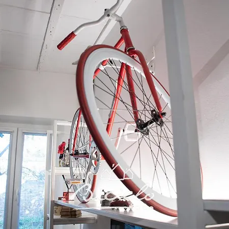 Biciclo' Rosso Lejlighed