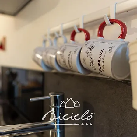 Biciclo' Rosso アパート