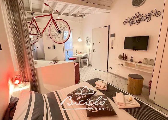 Biciclo' Rosso Apartment *